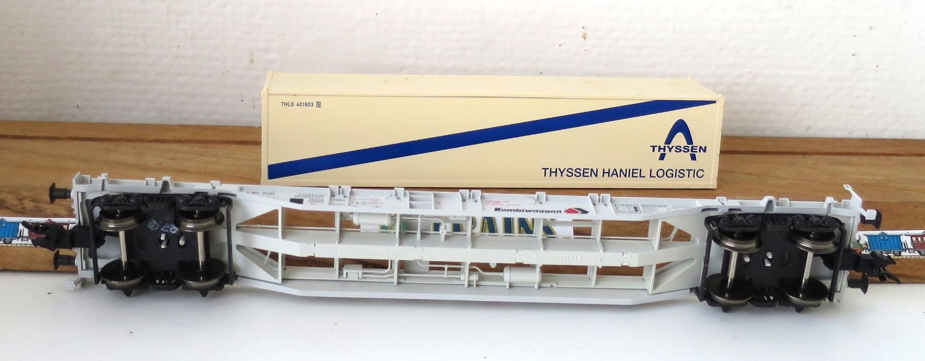 Fleischmann Modellini di ferrovie: FLEISCHMANN DB WAGON PORTE CONTAINER THYSEN HANNIEL – Usato da Gland venduto da FRtrains 3