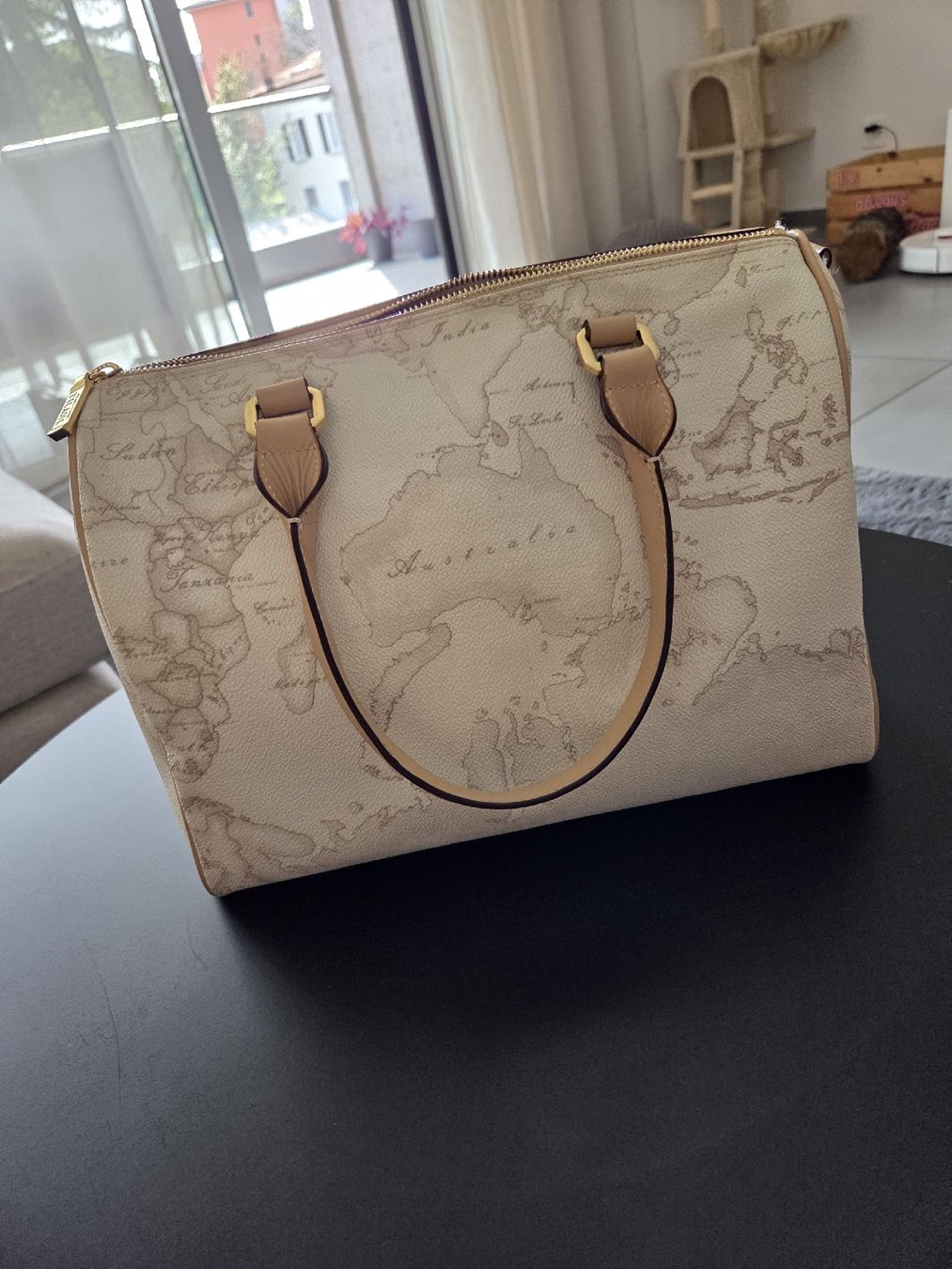 Alviero Martini Borse da donna: bauletto 1a classe alviero martini – Usato da Lugano venduto da lis_wr2h 1