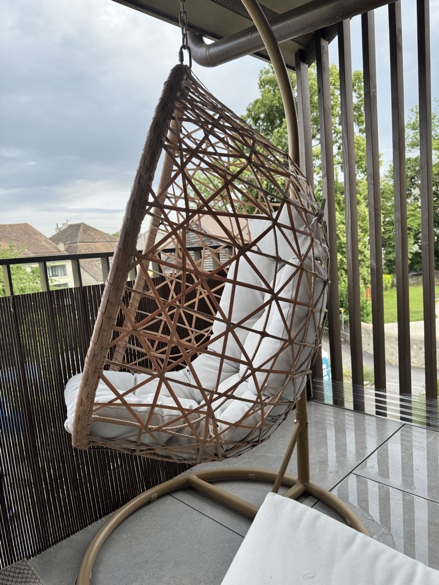 Sièges suspendus: Chaise balançoire  – D'occasion à Rolle par bes_yp28 2