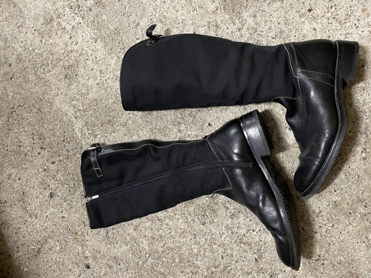 Geox Scarpe da donna: Geox Boots black leather textile size 39 – Usato da Neuchatel venduto da shi_9fzw