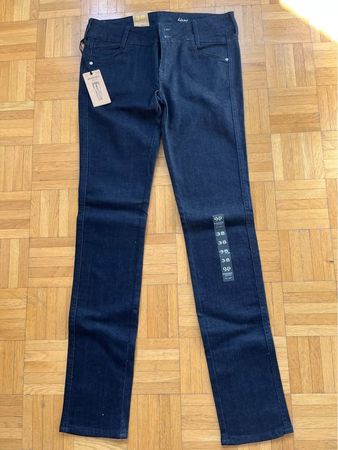 Jeans Mango taille 38