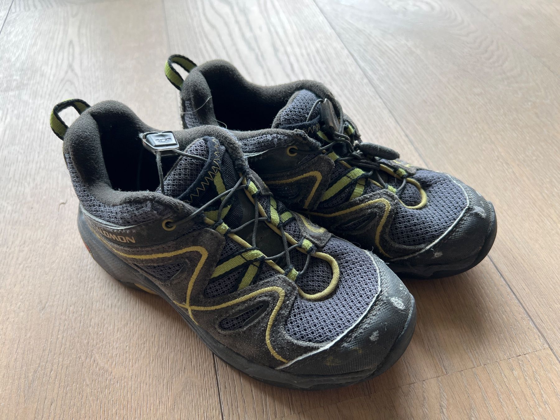 Salomon Scarpe per ragazzi: Salomon Trekkingschuhe, Gr. 31 – Usato da Kallnach venduto da Thetrader