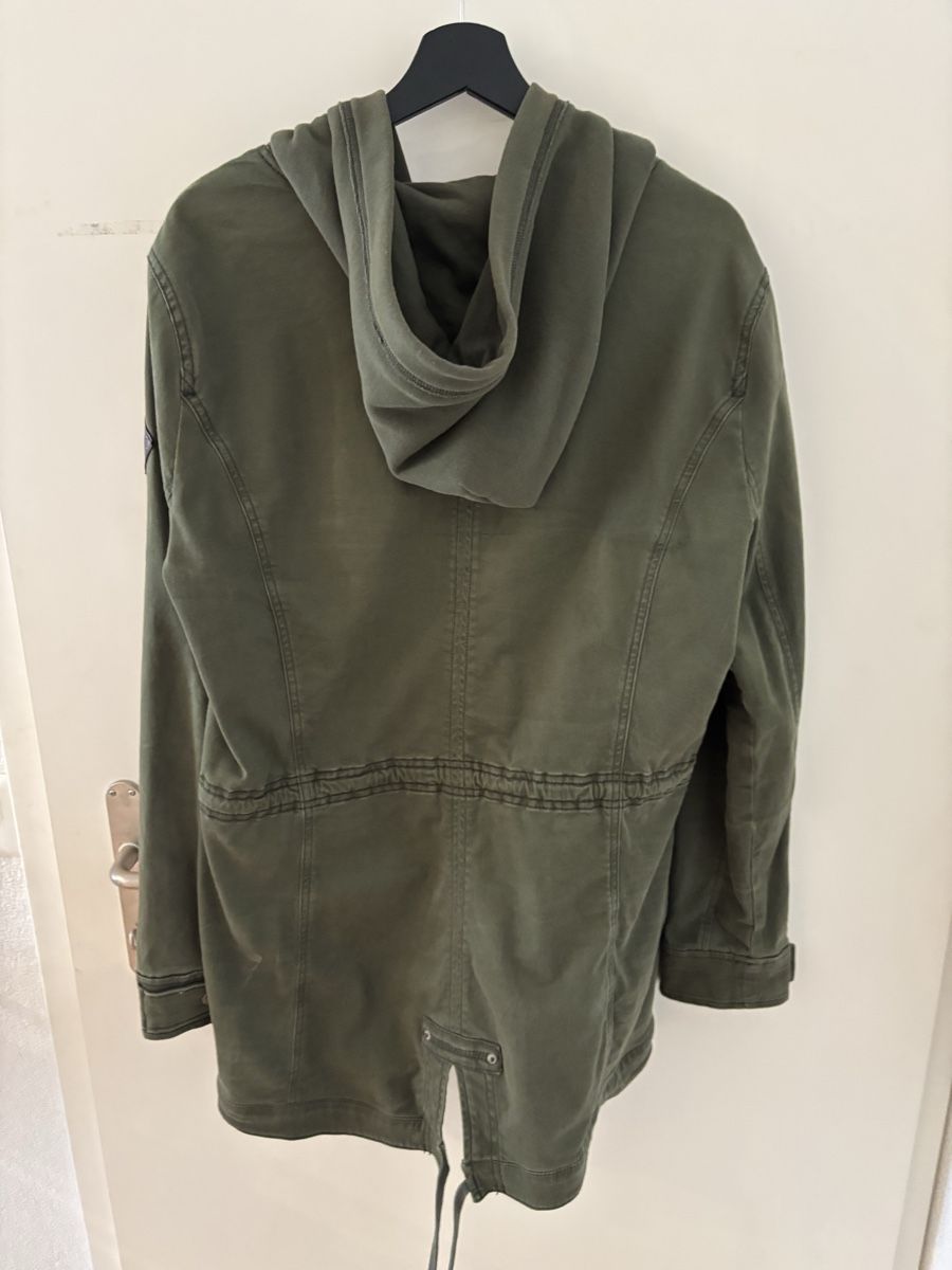 Hollister Jacken: Hollister Parka – Gebraucht aus Studen BE von Nrossi 1