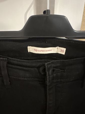 Levi's 710 Super Skinny Jeans Schwarz, Gr. 30