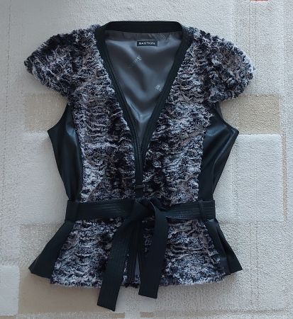 Weste mit Pelzeffekt "Bastion Collection" Gr. L (42)