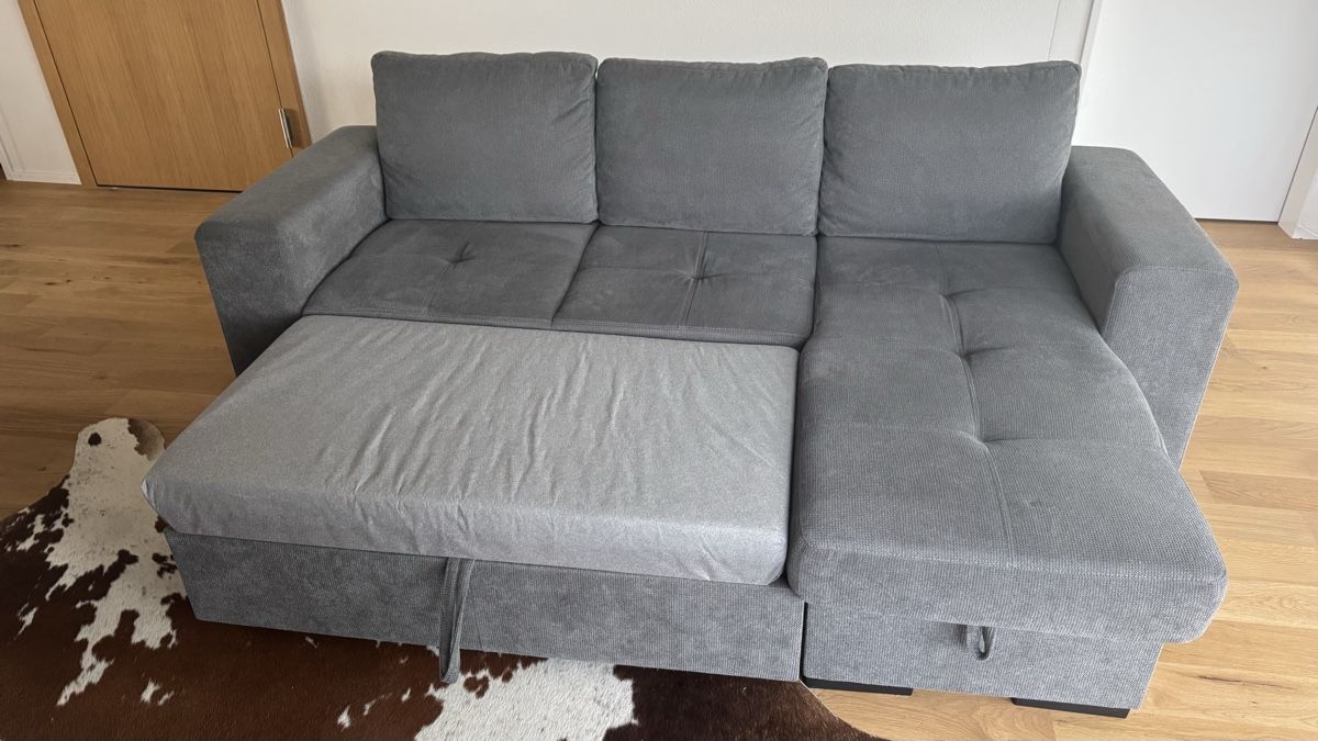 Sofas: Graues Ecksofa mit Schlaffunktion und Stauraum – Gebraucht aus Ins von 19chiara91 2