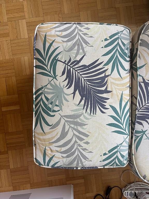 Poltrone: IKEA Arm Chair – Usato da Genève venduto da dcl_7j5w 2