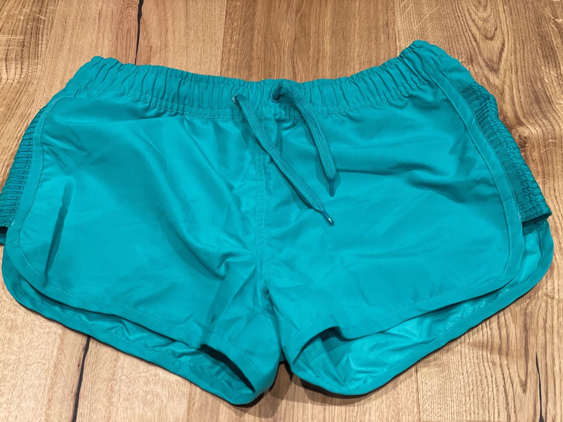 Pantalons: Kurze Sporthose Grösse 38 - 40 – D'occasion à Winterthur par mamba2021 1