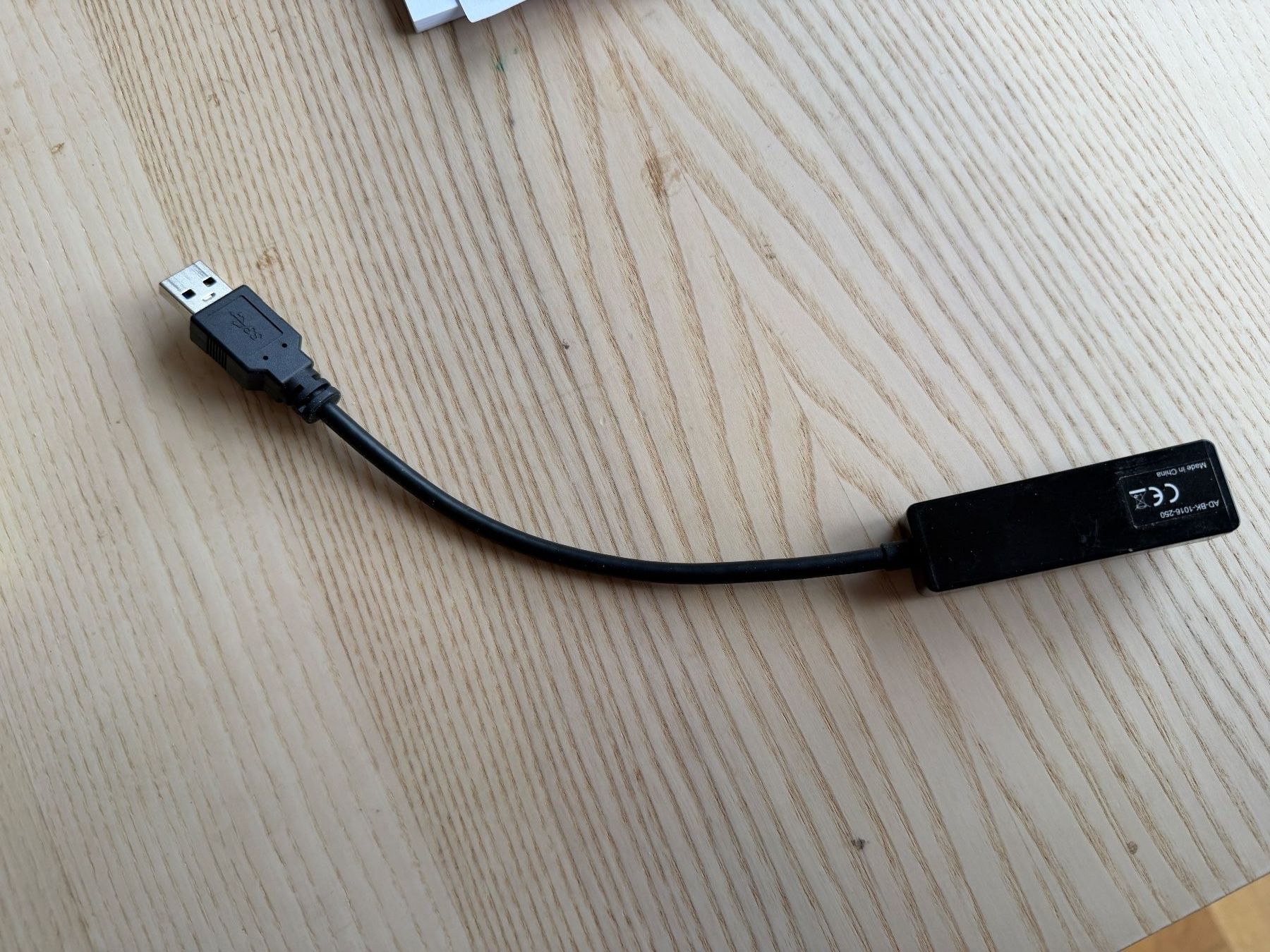 Cavi: usb - Ethernet RJ-45 – Usato da Fribourg venduto da J334455