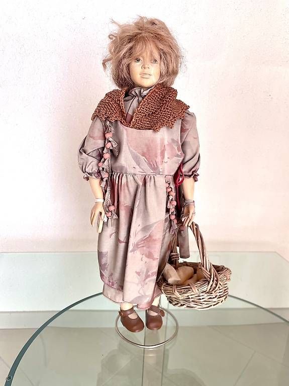 Statuette: Anja Puppe, Modell Sabrina – Usato da Hilterfingen venduto da dan_wqd8