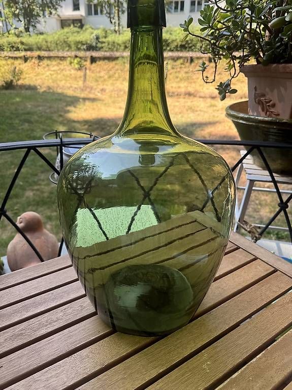 Bottiglie: Alte Grüne Glasflasche – Usato da Bern venduto da Ninitto
