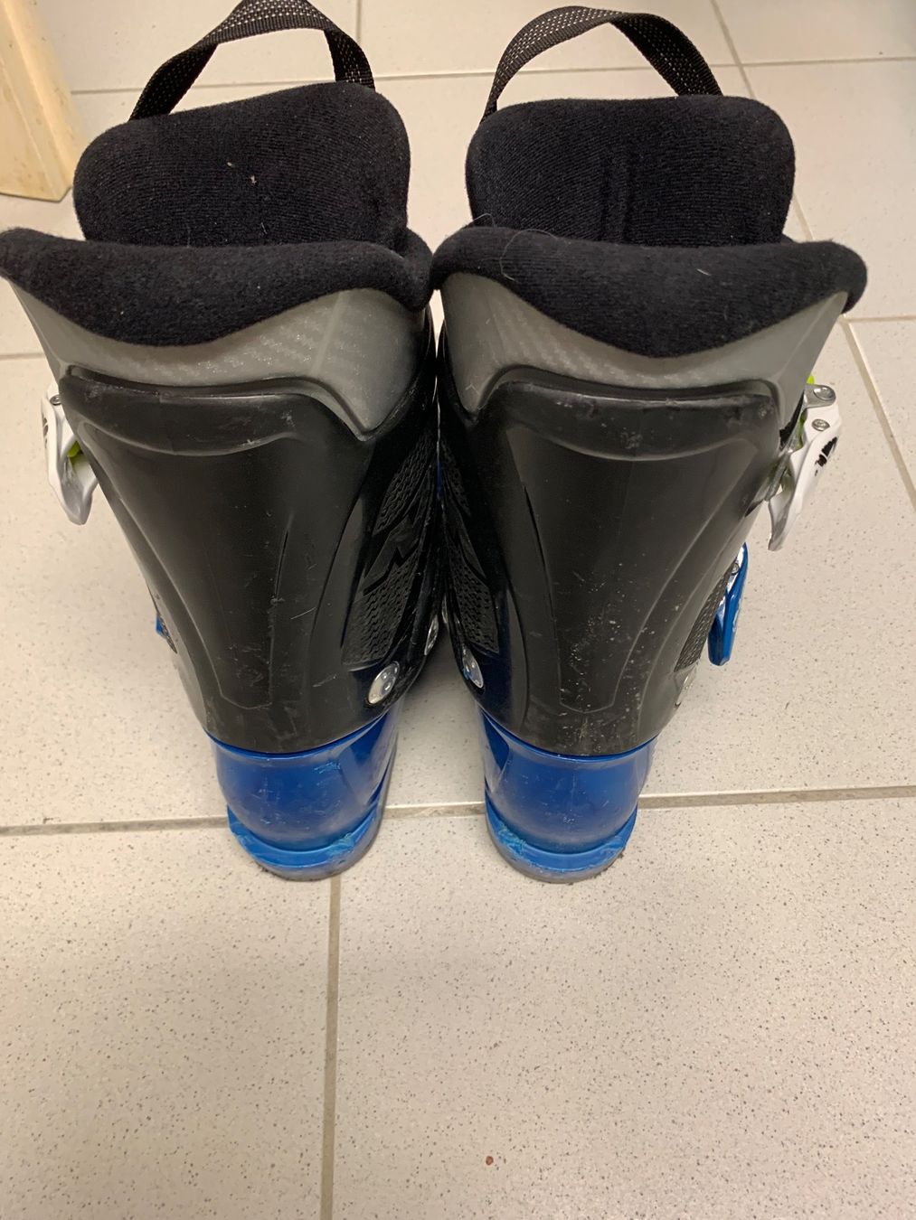 Nordica Herrenschuhe: Chaussures de ski – Gebraucht aus Domdidier von qatar1973 1