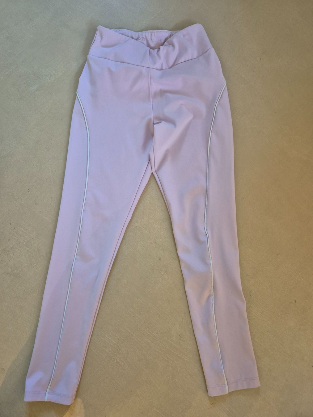 Zara Pantaloni: Sporthosen ZARA, rosa, Gr. 140 – Usato da Dietikon venduto da grafad