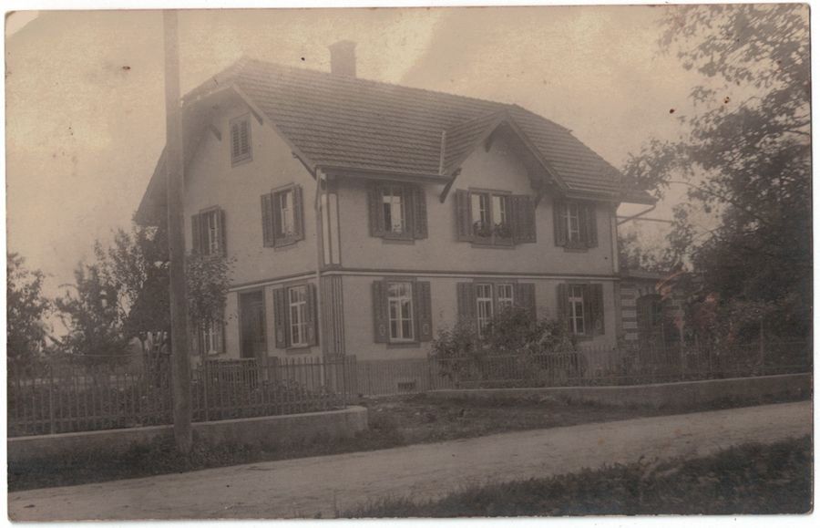 Ansichtskarten: Wer weiss wo? Unbekanntes Haus – Gebraucht aus Frauenfeld von POML