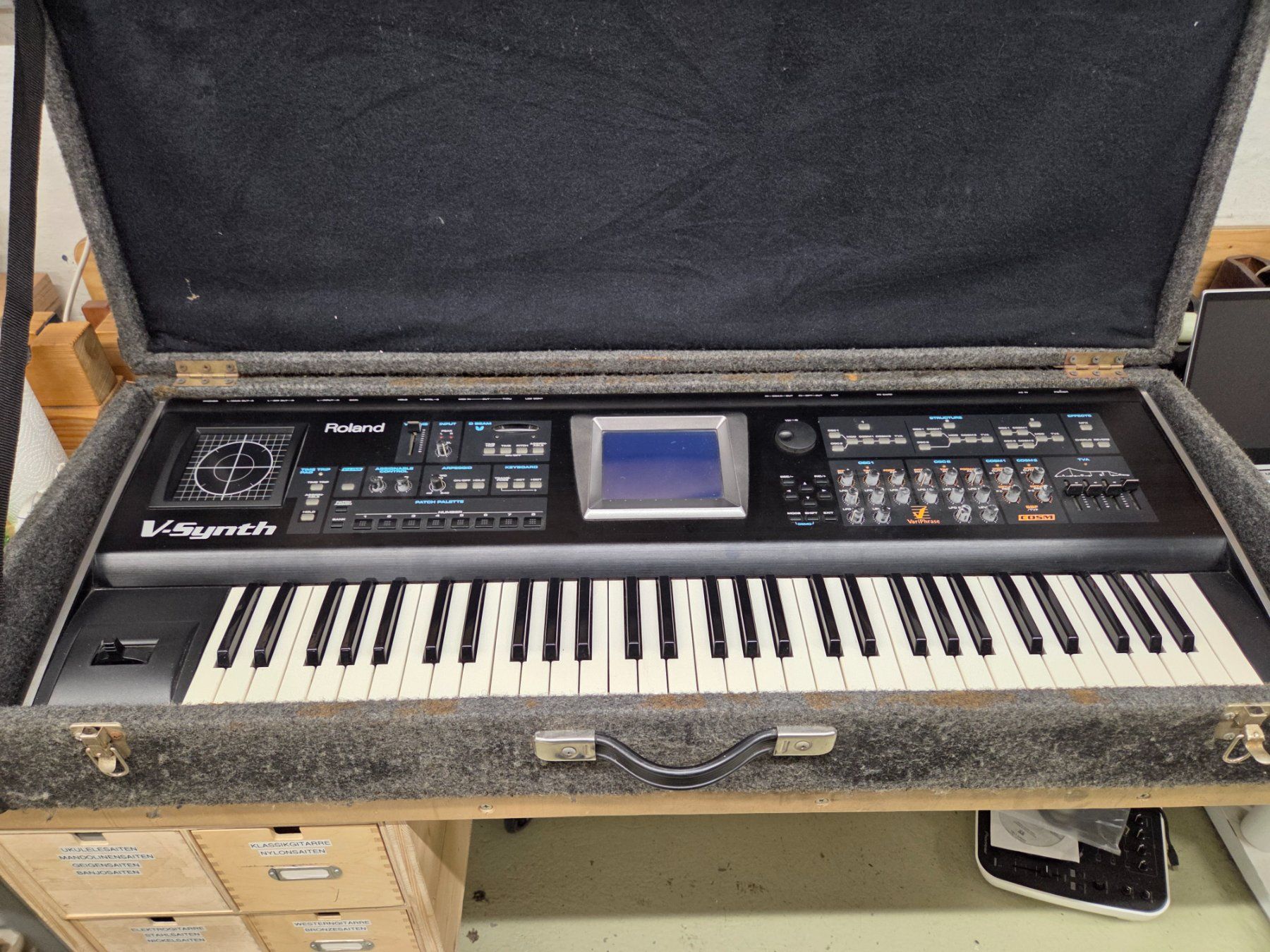 Roland Strumenti musicali: Roland V-Synth Keyboard (Firmware Version 1.14) – Usato da Bern venduto da BaernerBrocki 9