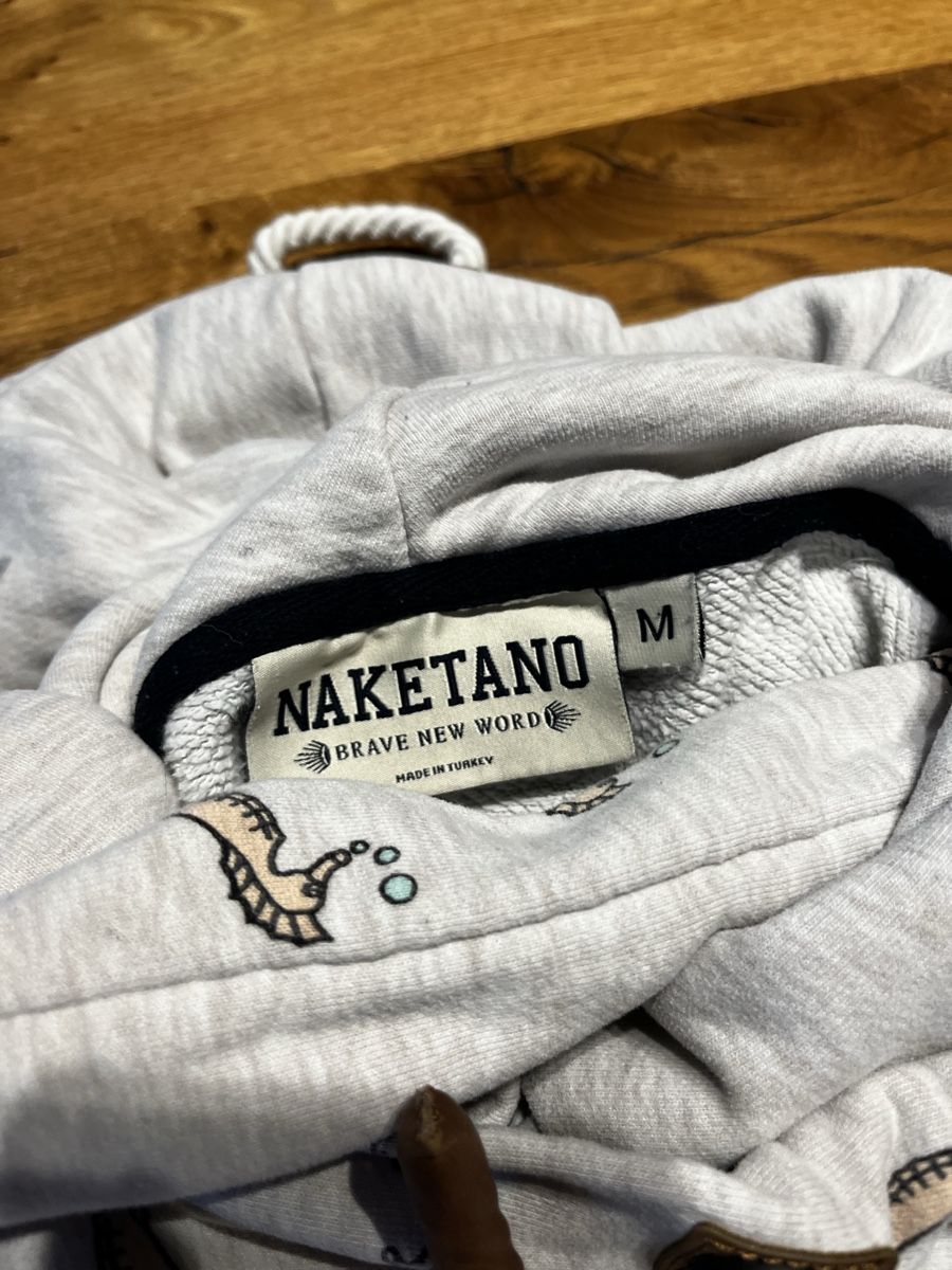 Naketano Pullover & Sweatshirts: Naketano Kapuzenpullover Seepferdchen Grösse M – Gebraucht aus Baar von Girlpower1994