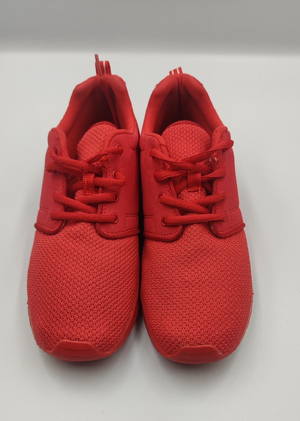 Scarpe da donna: Stylish Red Sneakers EU 39 – Usato da Ennetbaden venduto da DBN89 1