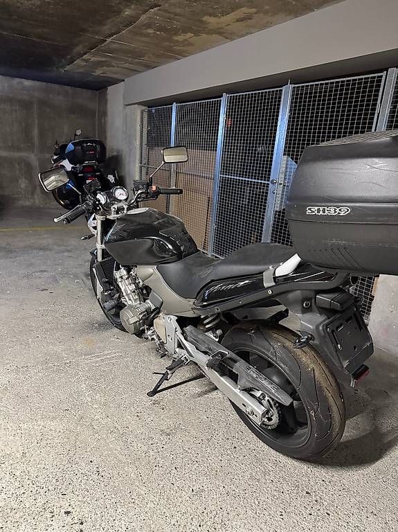Route: Honda Hornet 600 – D'occasion à Belmont-Lausanne par A.ndre 3