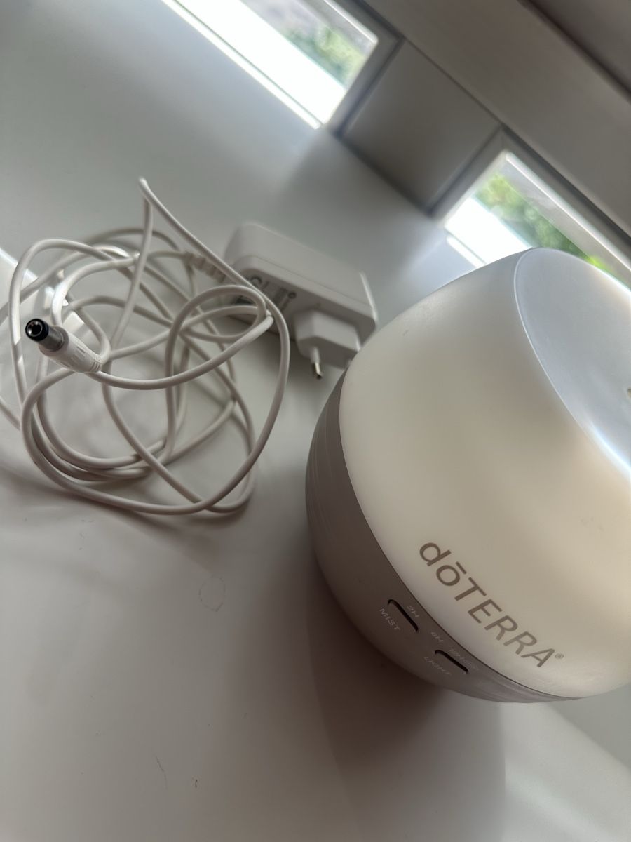 Doterra Duftöldiffusoren: dōTERRA Diffuser  + 24 ätherische Öle – Gebraucht aus Wolfenschiessen von Jana_jjd 1