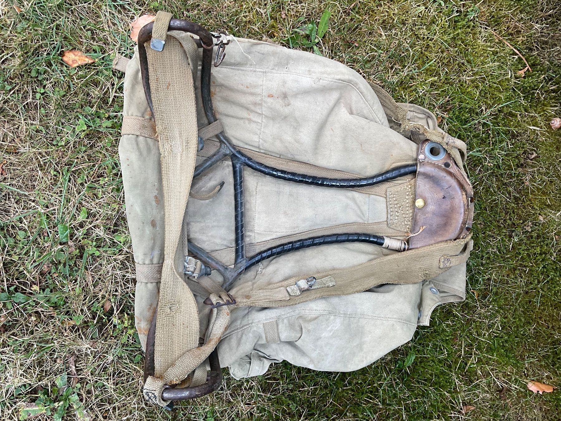Sacs à dos: Gebirgsjäger Rucksack US - Army 1942. – D'occasion à Bülach par tom_7lgl 9
