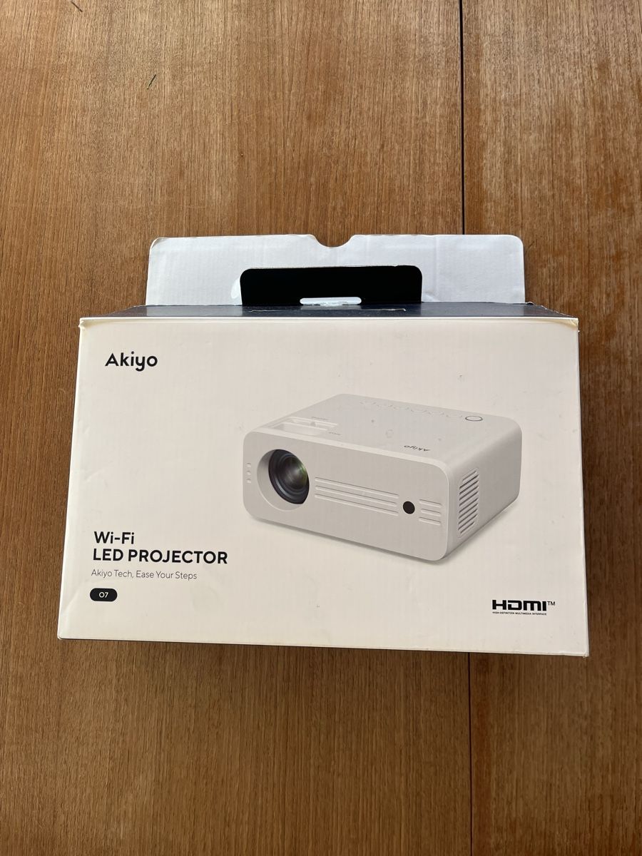 Proiettori: Akiyo Wi-Fi Led Projector / Beamer – Usato da Zürich venduto da jalexandra6 4