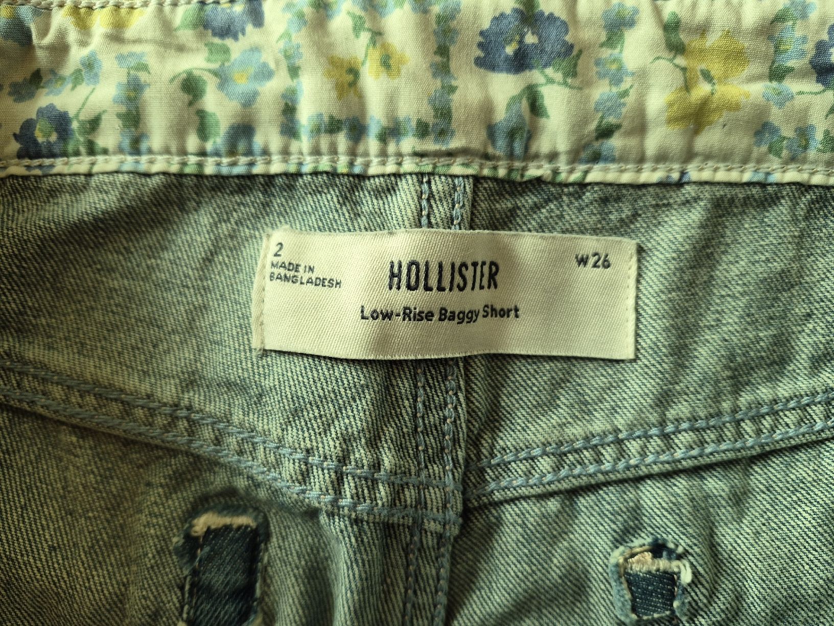 Jeans: Low-Rise Baggy Shorts ca Gr S – Usato da Vordemwald venduto da Esel04 1