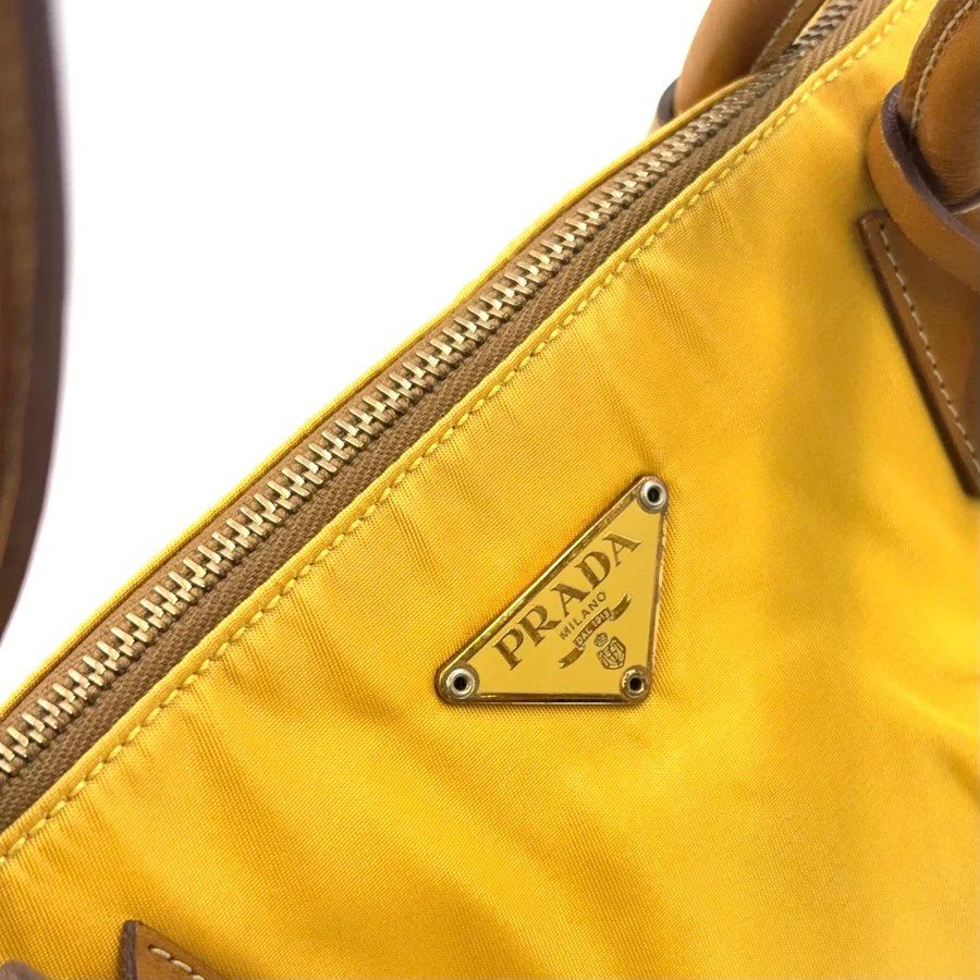 Prada Taschen für Damen: Prada Triangle Logo Handbag – Gebraucht aus Chamoson von Sapoloshop 2