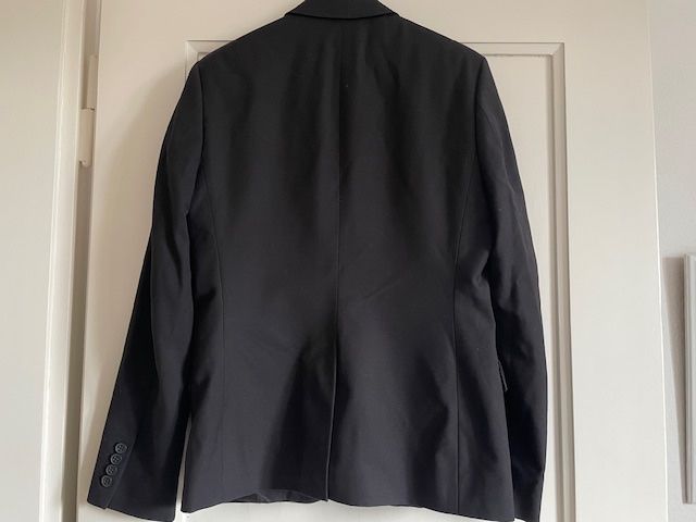 H&M Giacche & Cappotti: Blazer Knaben Gr 176 – Usato da Thun venduto da Chrigu016 1
