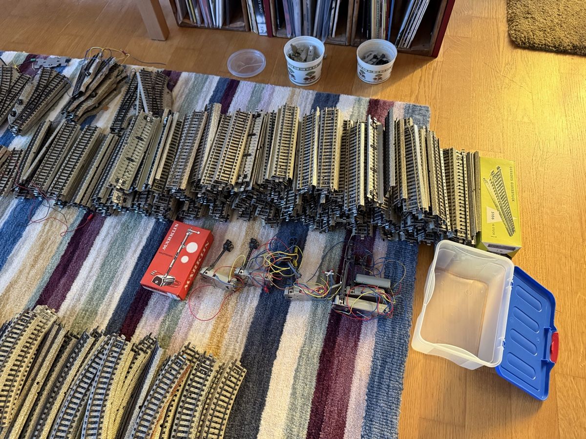 Märklin Modellini di ferrovie: Märklin M-Gleis sammlung – Usato da Horw venduto da leo_lv8r 1