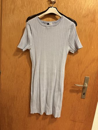 H&M Divided Rippstrick Kleid, hellblau, Grösse L, Top! (53)