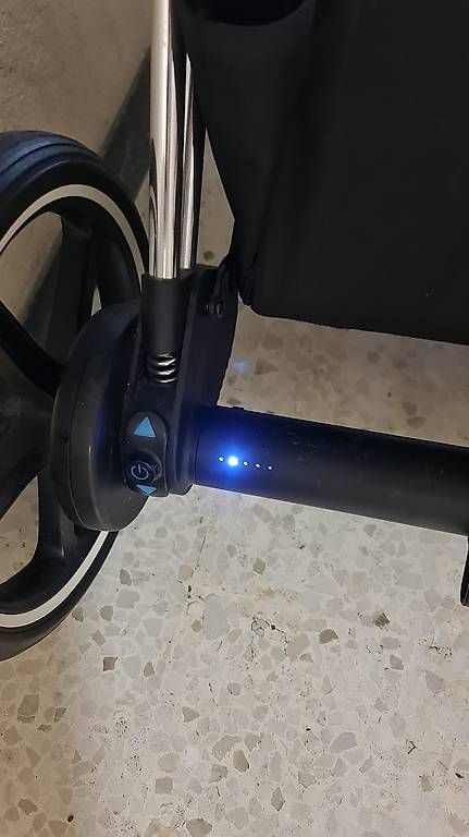 Carrozzine: Poussette Cybex E-Priam  – Usato da Boudry venduto da DavidFerreira93 3