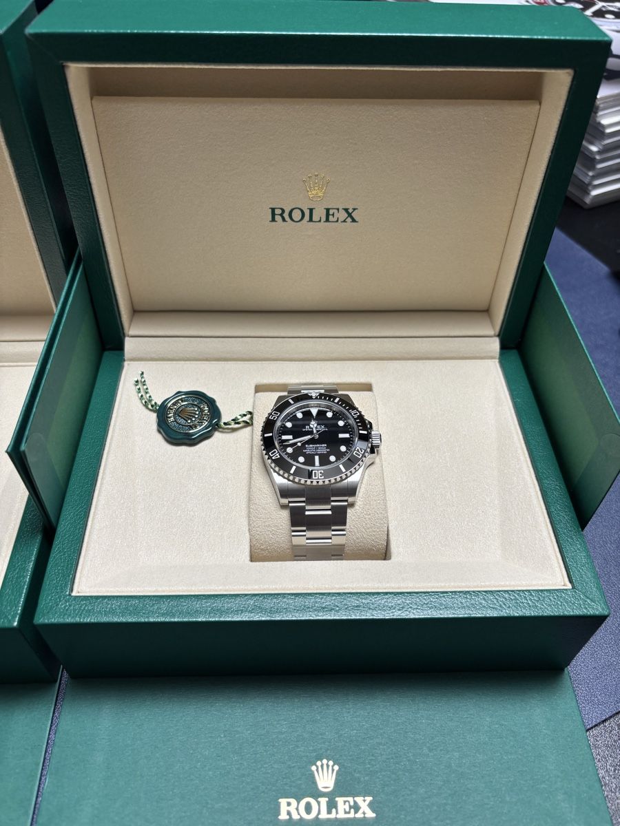 Rolex Orologi: Rolex Submariner No Date 09/2026 – Nuovo e nell'imballaggio originale da Zürich venduto da Sanco1310 1