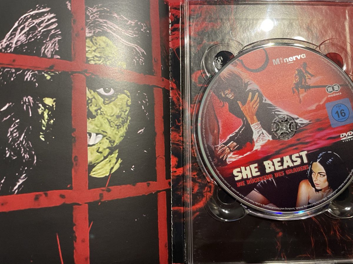 Tutti i DVDs: She Beast (1966)  Limited Mediabook – Usato da Waldenburg venduto da Gonzo8 2