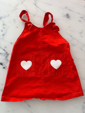 Mädchen Kleid mit Herzen Grösse 86