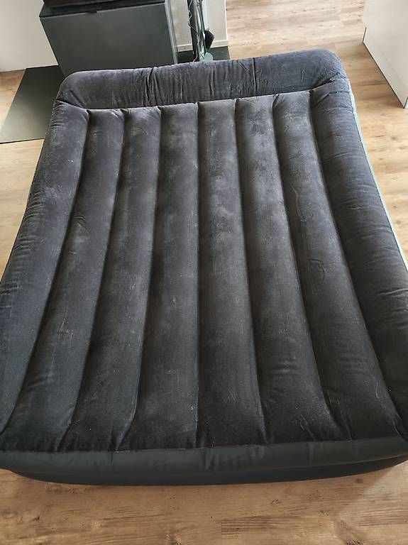Betten: Luftbett von Intex – Gebraucht aus Flawil von minggeli83 1