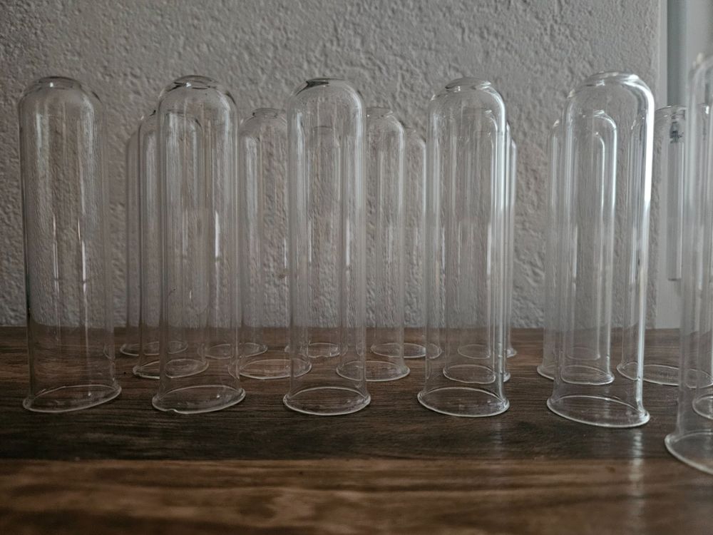 INOOMP Reagenzgläser Set Mit 2 Gestellen – 12 Stück 15x100 Mm Kunststoff, Mit Stopfen, Bruchfest, Für Experimente & Aufbewahrung