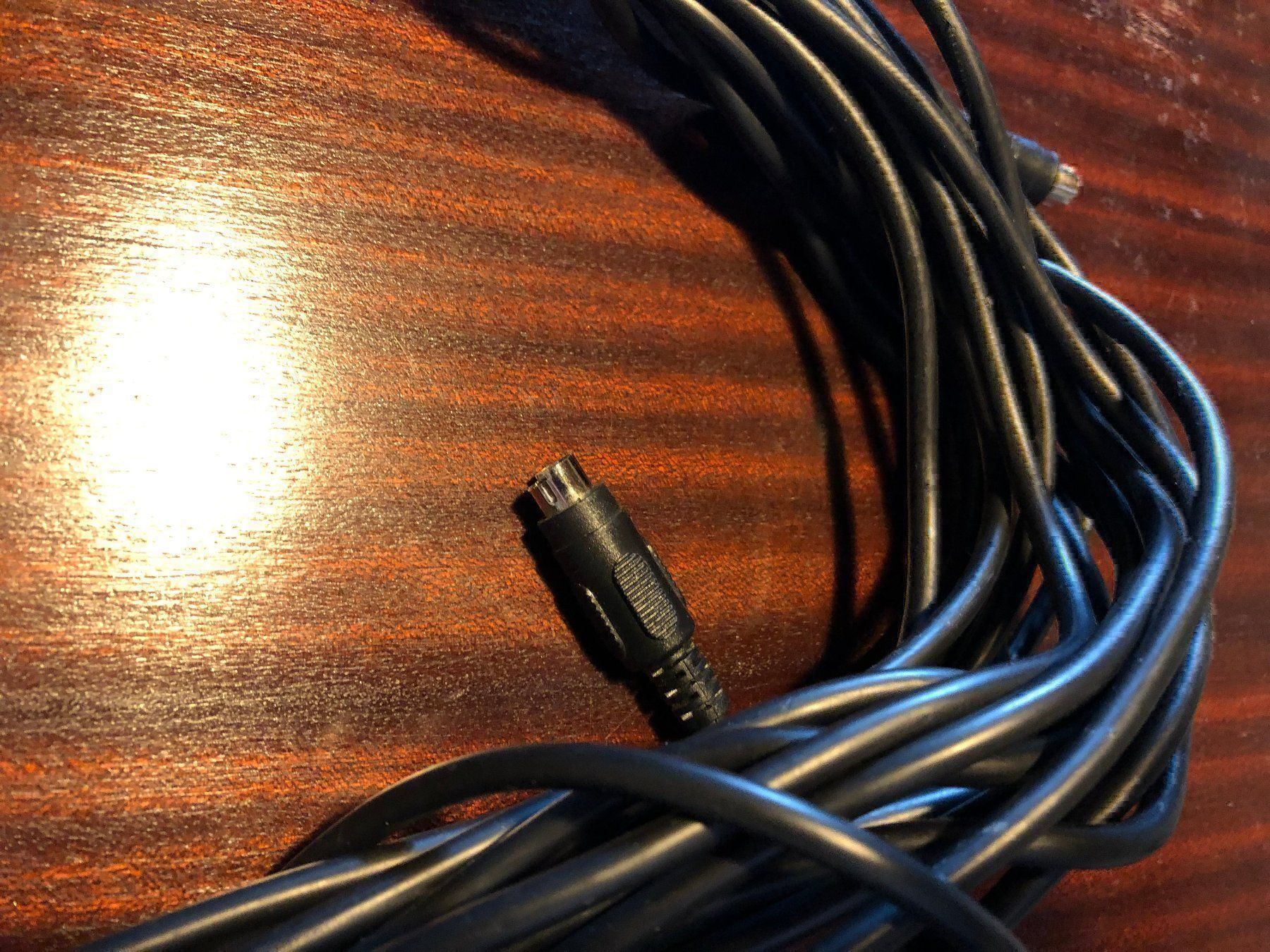 Câbles: S-Video Videokabel lang 15m – D'occasion à Siblingen par Jayuah 2