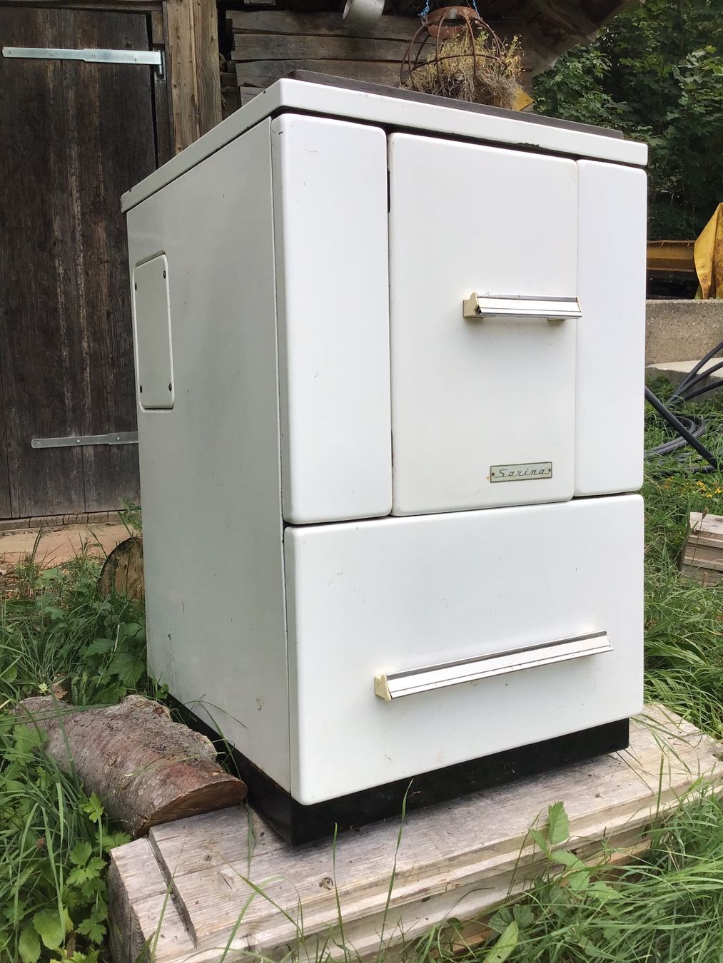 Tiba Cucine: Holzofen , Herd , Sarina – Usato da Mitlödi venduto da Rauti
