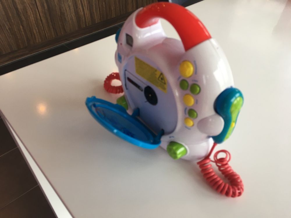 Kinder CD Player mit 2 Mikrofonen (inkl. Netzteil) Kaufen auf Ricardo