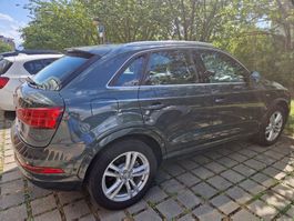 à vendre un audi Q3 S-line TFSI 2018