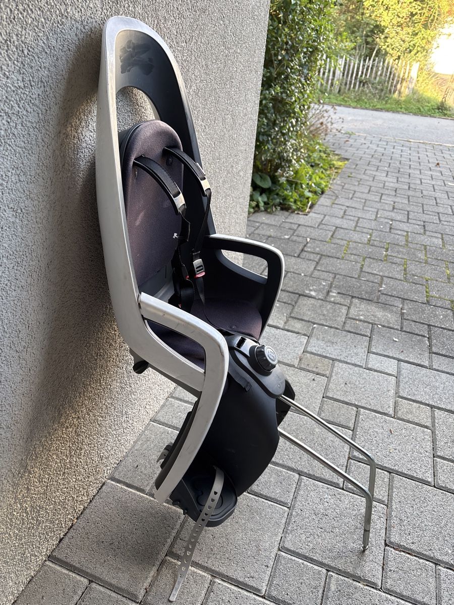 Hamax Pezzi di ricambio: Fahrradsitz Hamax Caress C3 - Sicher durch den Sommer! – Usato da Küttigen venduto da MB5024 1