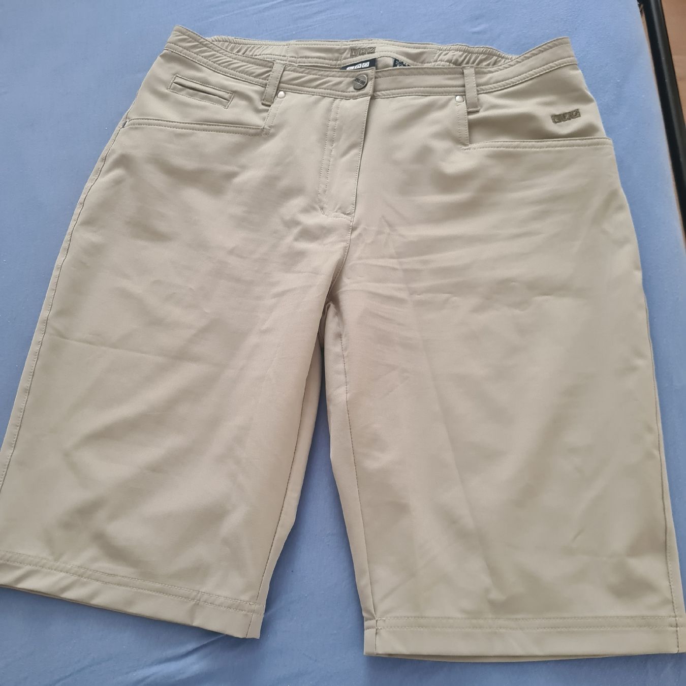Pantaloni: LPO Damen Shorts  Gr 38 – Usato da Steinen venduto da turbogeiss99 8