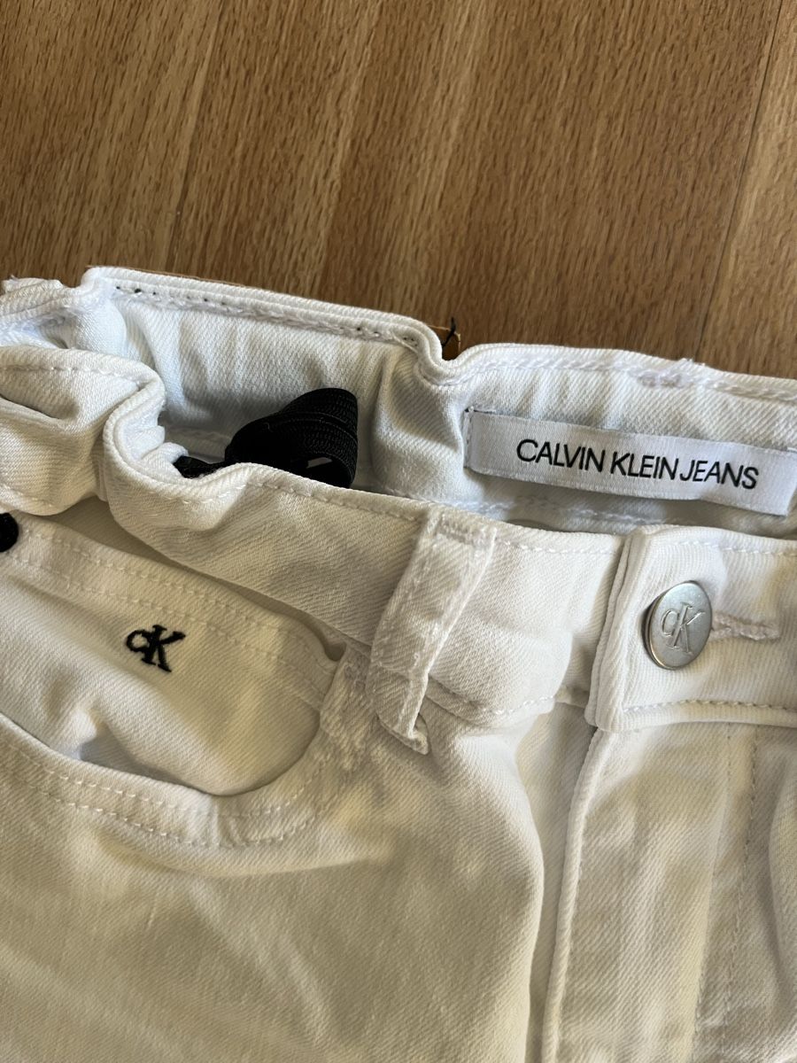 Calvin Klein Hosen: Weisse Calvin Klein Jeans Gr. 10 – Gebraucht aus Lungern von Chispa1982 1