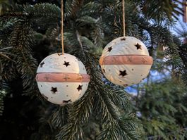 Weihnachtskugeln - Keramik - Stern - beige - creme – gold