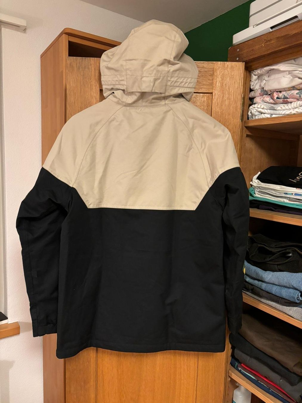 Jacken: Ski- & Snowboardjacke 686 – Gebraucht aus Pfäffikon ZH von levrailvcien 1