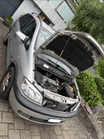 Opel Zafira 2.2