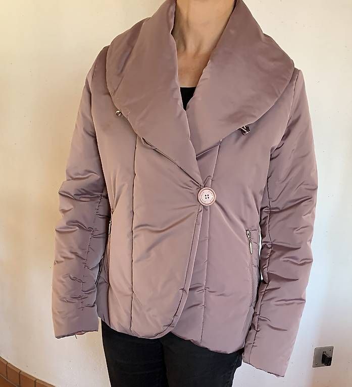 Giacche: Airfield Winterjacke Damen – Usato da Heiden venduto da Baifeng 1
