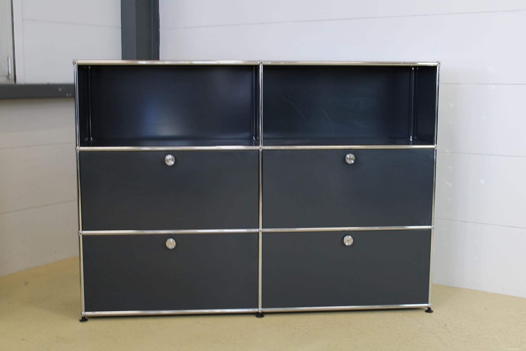 USM Kommoden: USM Sideboard, Lieferung möglich – Gebraucht aus Meinisberg von atelier_TILIJA 1