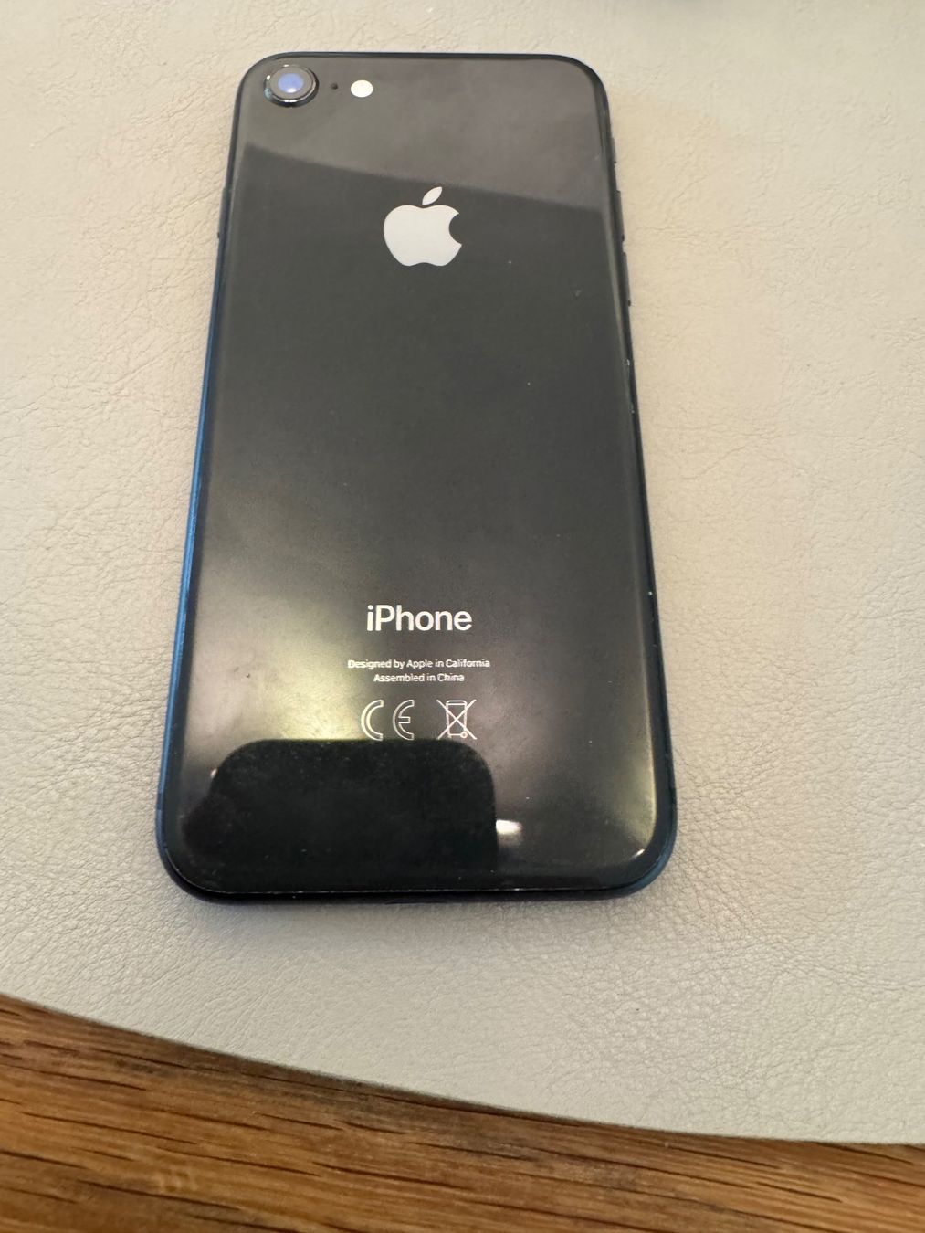 Apple Handys / Smartphones: iPhone 8 – Gebraucht aus Adliswil von Busys 3