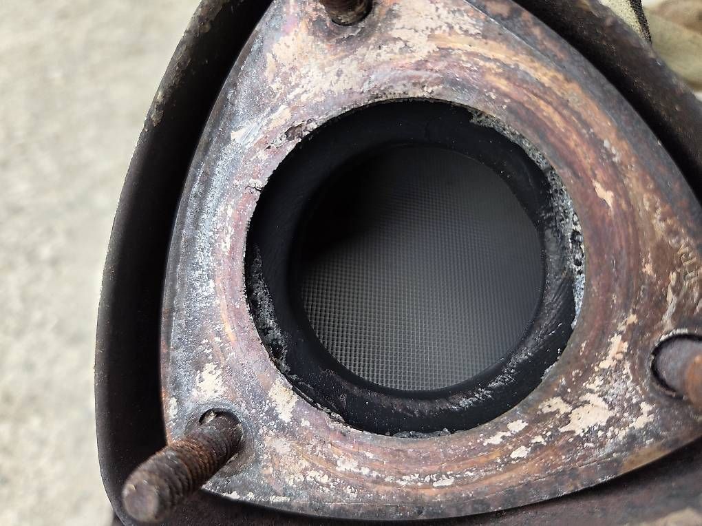 Tutti pezzi di ricambio auto: Opel Astra J 1.6l Katalysator – Usato da Gossau SG venduto da Z20let 2
